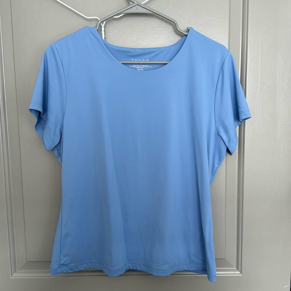 Tahari - Modern Essential Tee